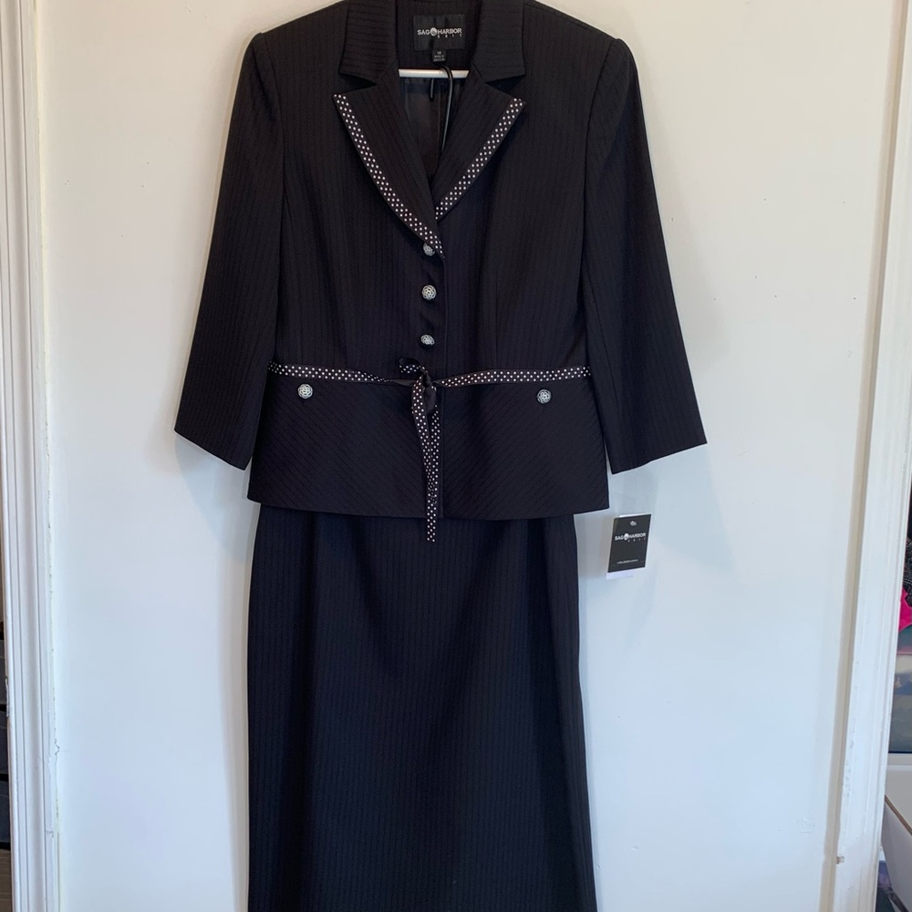 Sag Harbor Black Skirt Jacket Suit Camellia Button & Ribbon Detail 14 - Picture 15 of 15
